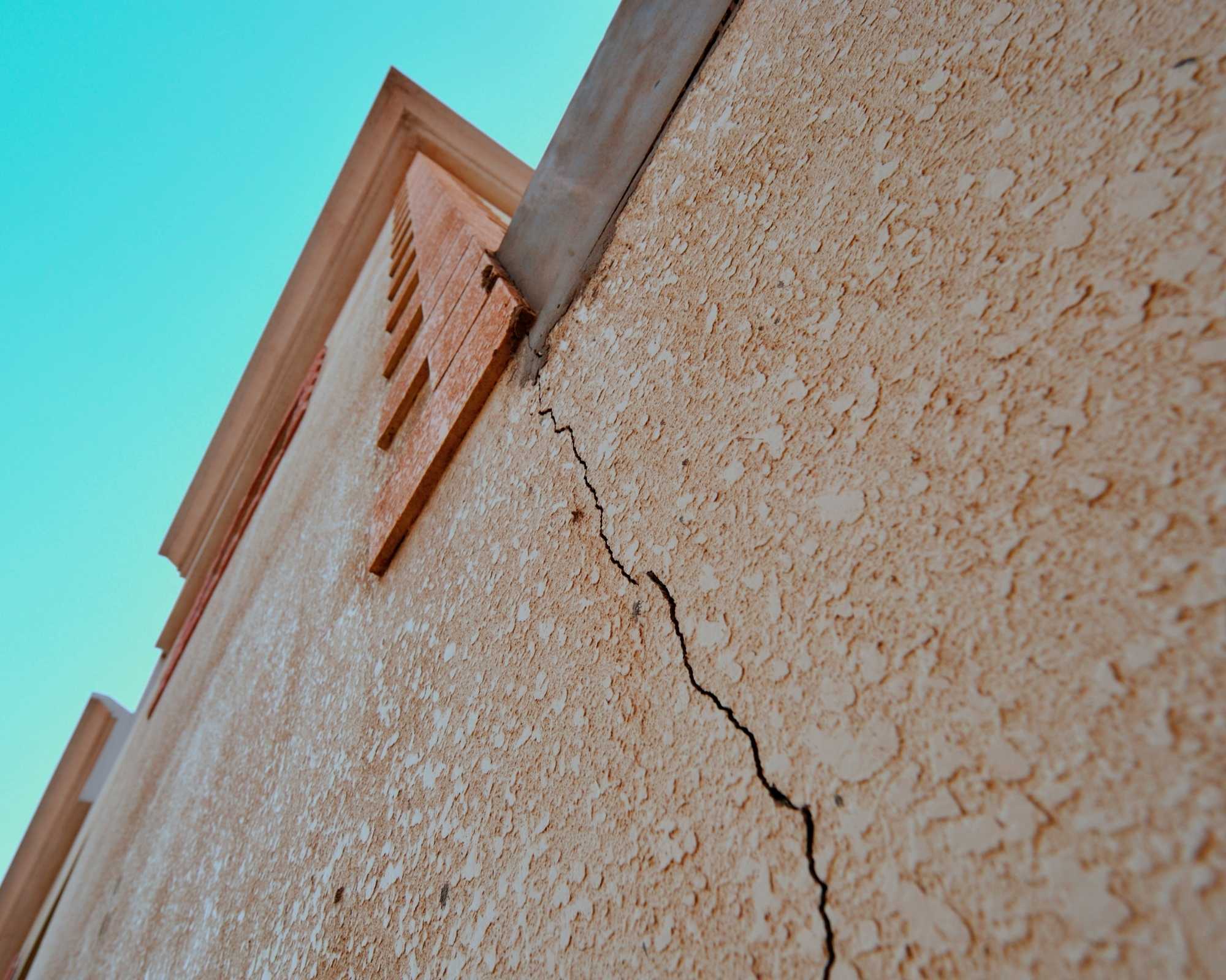 Votre Expert fissures dans les Alpes-Maritimes 06 Votre Expert fissures dans les Alpes-Maritimes 06