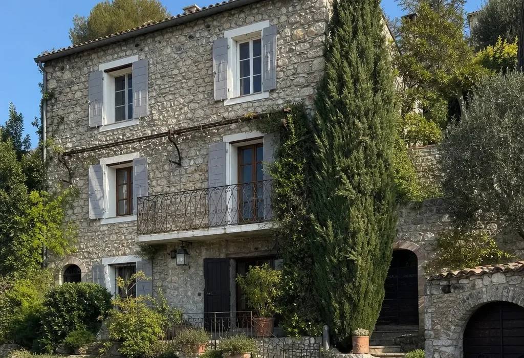 "Maison